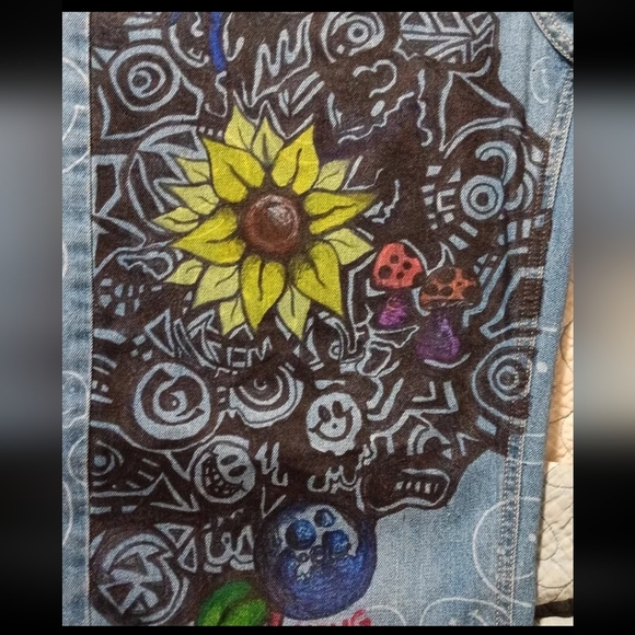 Meet your Posher, Haley! - Picture 2 of 8